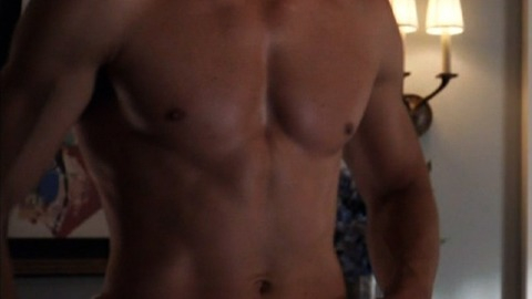 Justin Hartley in Revenge (2011-2015) Shirtless Sexy 9450