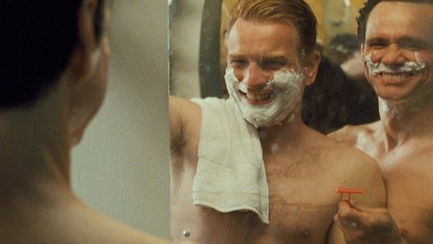 Ewan McGregor in I Love You Phillip Morris (2009) Shirtless 9486