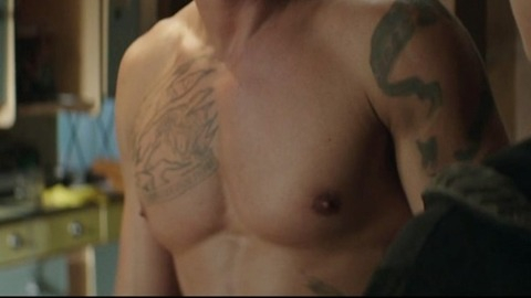 Orlando Bloom in Zulu (2013) Shirtless 17186