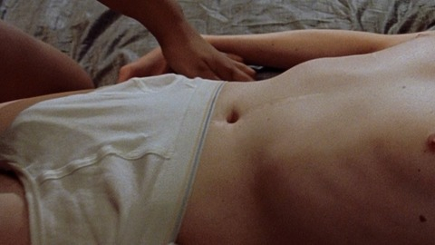 DJ Qualls in Road Trip (2000) Bulge Shirtless Underwear Briefs Brown Hair 9562