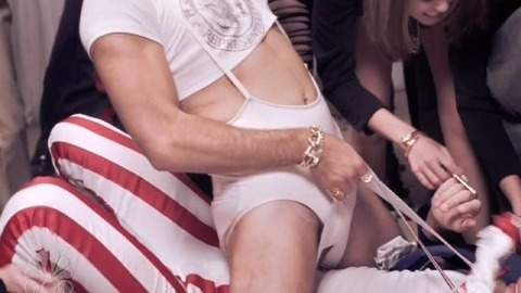 Taran Killam in Saturday Night Live (1975) Bulge Sexy 9770