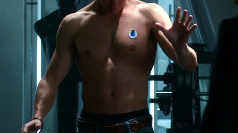 Robbie Amell in The Tomorrow People (2013-2014) Shirtless 10552