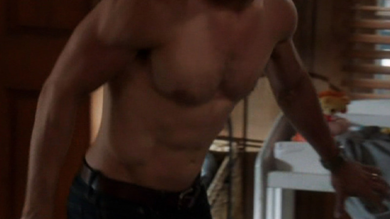 Hottest Nick Wechsler Scene in Revenge. Shirtless. 10748
