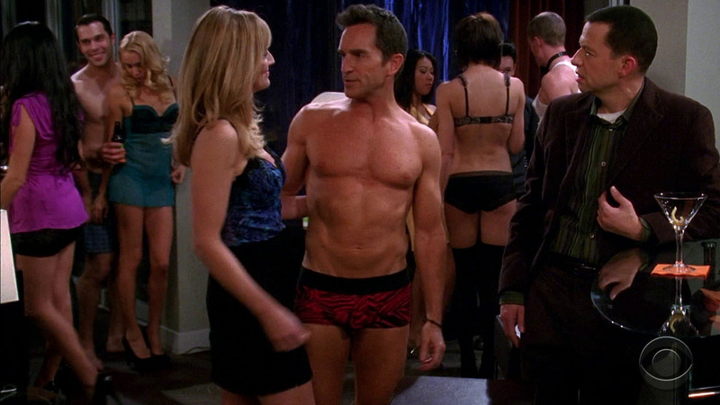 Sexiest Jeff Probst Scene in Two and a Half Men. Sexy, Shirtless, Underwear. 13141