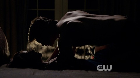 Steven R. McQueen in The Vampire Diaries (2009-2016) Sexy Shirtless Straight 11635