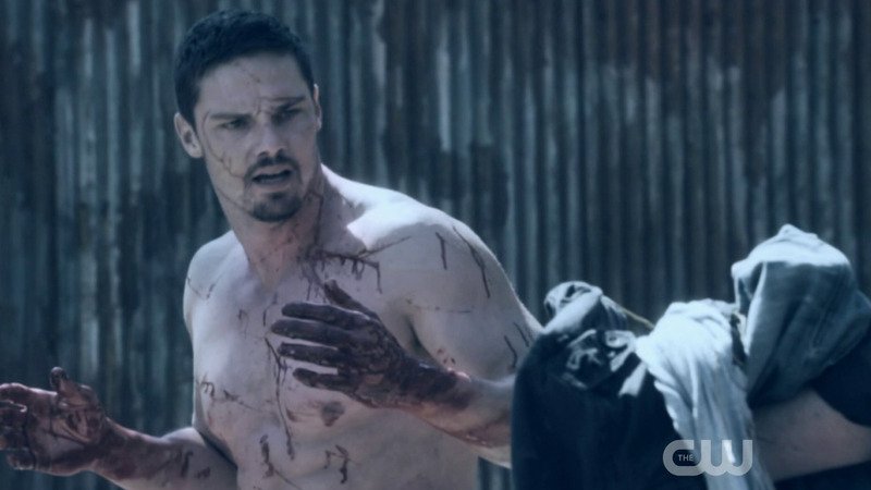Sexiest Scenes of Vincent Keller from Beauty and the Beast. Shirtless. 55997