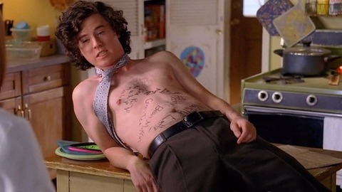 Charlie McDermott in The Middle (2009-2018) Sexy Shirtless 47709