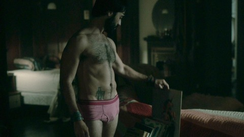 Frankie J. Alvarez in Looking (2014-2015) Bulge Sexy Shirtless Underwear 64005