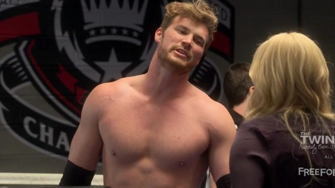 Derek Theler in Baby Daddy (2012-2017) Shirtless 68094