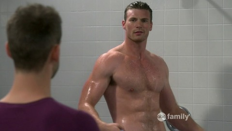 Derek Theler in Baby Daddy (2012-2017) Sexy Shirtless 30350