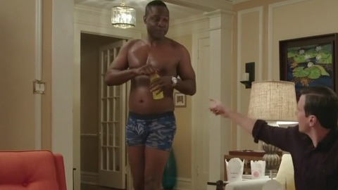 Kevin Daniels in Sirens (2014-2015) Bulge Sexy Shirtless Underwear 32403