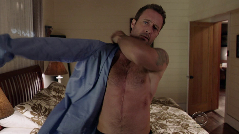 Hottest Alex O'Loughlin Scene in Hawaii Five-0. Shirtless. 61874