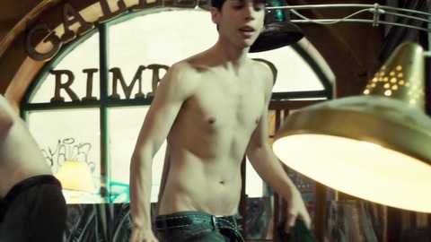Jordan Gavaris in Orphan Black (2013-2017) Sexy Shirtless 35799