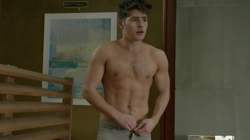 Faking It's Sexiest Scenes with Gregg Sulkin. Sexy, Shirtless. 53352