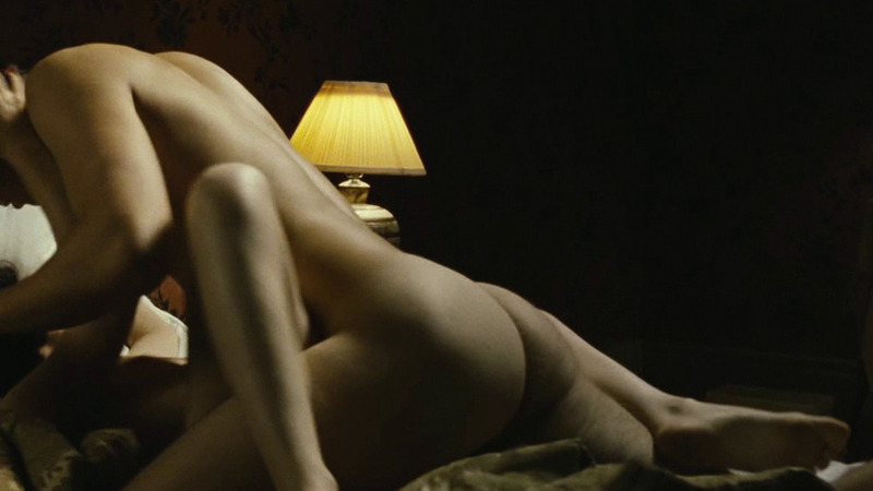 Bill Skarsgård Nude in Simon & the Oaks. Sexy, Shirtless, Straight, Butt. 17992