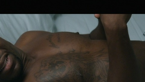 Kevin Hart in About Last Night (2014) Shirtless Straight Sexy 18587