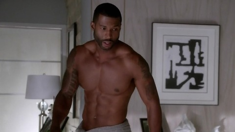 Robert Christopher Riley in Hit the Floor (2013-2018) Shirtless 51287