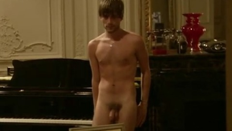 Julien Baumgartner Nude in Le Plaisir de chanter. Sexy, Shirtless, Penis, Balls. 20260