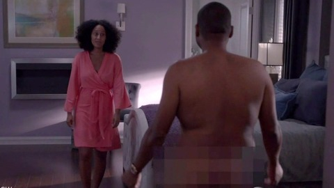 Anthony Anderson in black-ish (2014-2018) Shirtless 25536
