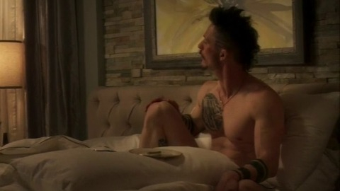 Jonathan Tucker in Kingdom (2014-2017) Shirtless 55017