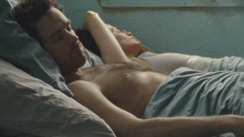 Sexiest Scenes of Xavier Rousseau from Chinese Puzzle. Shirtless, Straight. 26201