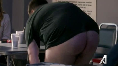 Paul Walter Hauser in Kingdom (2014-2017) Butt 26869