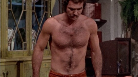 Burt Reynolds in The Longest Yard (1974) Sexy Shirtless 27164