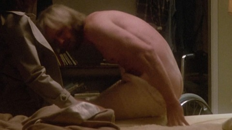 Jon Voight in Coming Home (1978) Butt Shirtless 27509