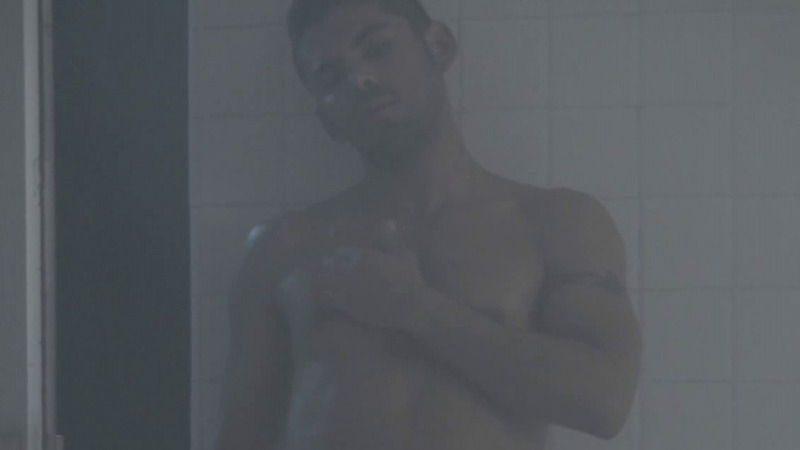 Sexiest Scenes of Oliver from 4 Moons. Sexy, Shirtless. 28427