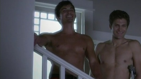 Tyler Blackburn in Pretty Little Liars (2010-2017) Sexy Shirtless Underwear 28545
