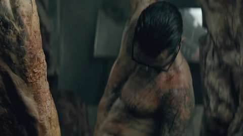 Adam Levine in Maroon 5 - Animals (2014) Sexy Shirtless 29113