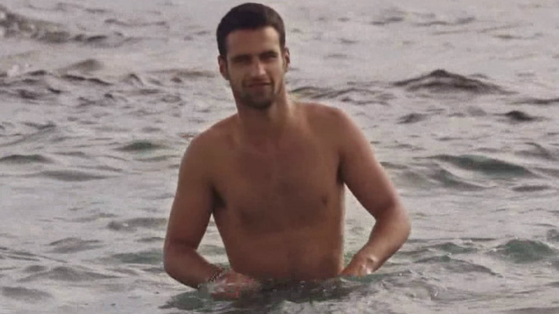 Sexiest Scenes of El Niño from El Niño. Shirtless. 30041