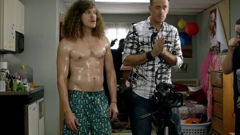 Blake Anderson in Workaholics (2011-2017) Sexy Shirtless Underwear 30333