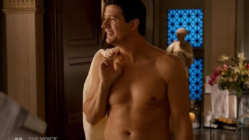 Sexiest Scenes of Jake from Marry Me. Sexy, Shirtless. 32039