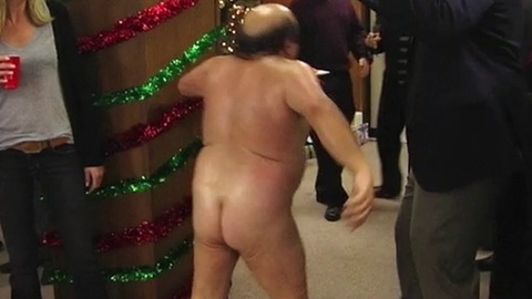 Danny DeVito in It's Always Sunny in Philadelphia (2005-2019) Butt Shirtless 33272