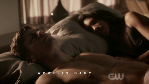 Grant Gustin in The Flash (2014-2023) Shirtless Bedroom In Bed 65498