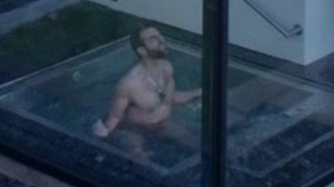 Zachary Quinto in The Slap (US) (2015) Shirtless 32187