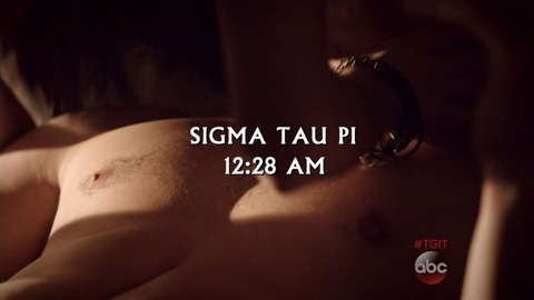 Lenny Platt in How to Get Away With Murder (2014-2019) Shirtless Straight Underwear 32547