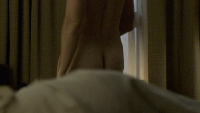 Paul Sparks Nude as Thomas Yates. Butt. 38498