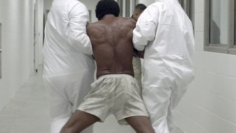 Elvis Nolasco in American Crime (2015-2017) Sexy Shirtless Underwear 34944
