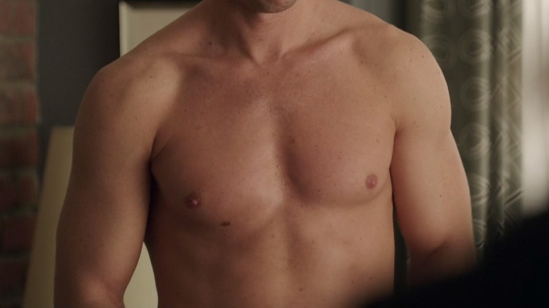 Sexiest Scenes of Major Lilywhite from iZombie. Sexy, Shirtless. 36299