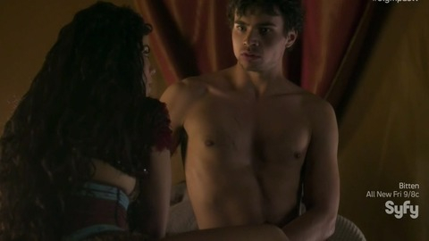 Tom York in Olympus (2015) Sexy Shirtless 35214