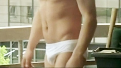 Philippe Garziano in Les passagers (1999) Bulge Underwear 35010