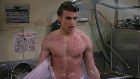 Austin Falk in 2 Broke Girls (2011-2017) Sexy Shirtless 35345