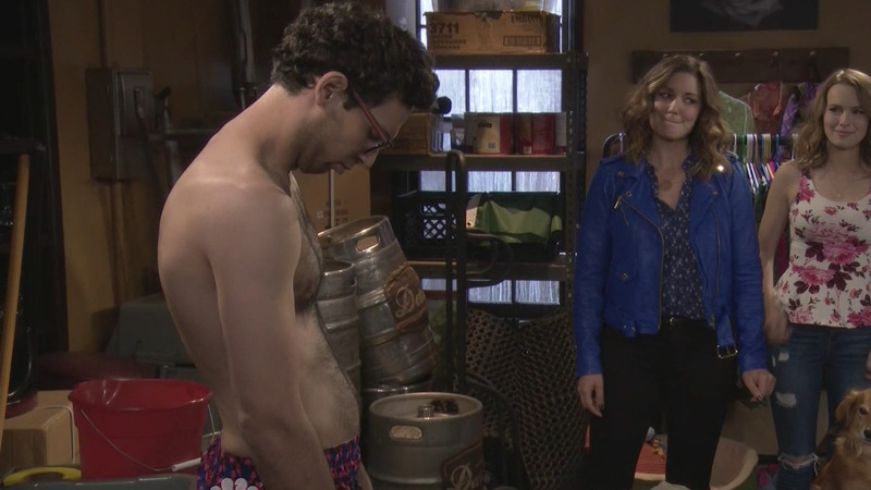 Sexiest Rick Glassman Scene in Undateable. Shirtless. 35629