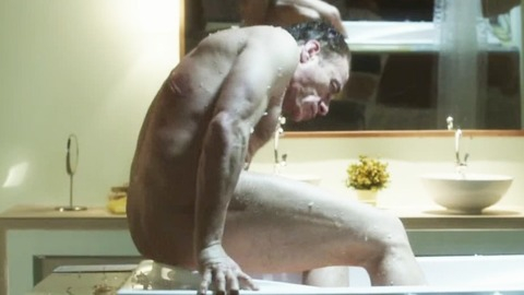 Jean-Claude Van Damme Nude in Pound of Flesh. Butt. 37228