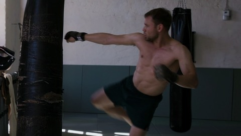 Hottest Max Riemelt Scene in Sense8. Shirtless. 69500