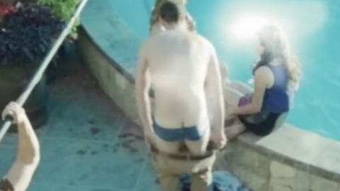 Freddie Stroma in UnREAL (2015-2019) Butt Shirtless Underwear 37268