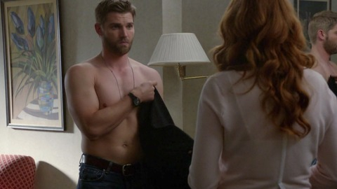 Under the Dome's Sexiest Scenes with Mike Vogel. Sexy, Shirtless, Straight. 38802