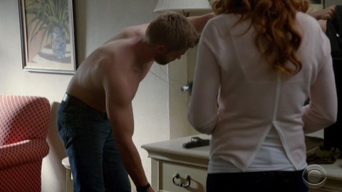 Sexiest Mike Vogel Scene in Under the Dome. Shirtless, Straight. 38803